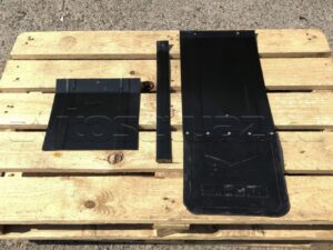 Брызговик УАЗ зад.3303 в сборе (дер.борт)(3303-8511020/10) 3 поз. 1 колесо (Нижнекамск), к-т.