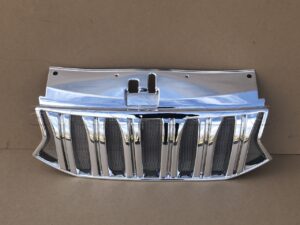 Облицовка радиатора "Патриот"с 2014г.хром.(Прадо)(3163-80-8401014)(Пром-деталь), шт.