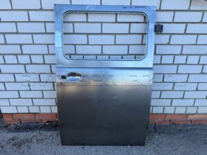 Дверь 452 салонная (под окно раздвижное) ручка н/о,единый ключ (с 2019 г.в.)(3962-95-6200014-30), шт.