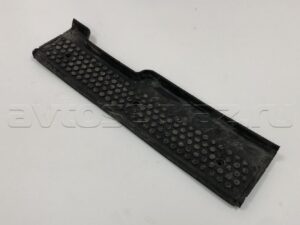 Накладка подножки 3160, 3163 средняя левая (УАЗ)(3160-00-8405581-00)