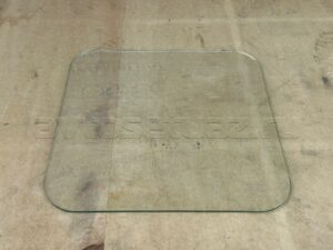 Стекло перед.панели боковины 452 (размер: 384-383), шт.