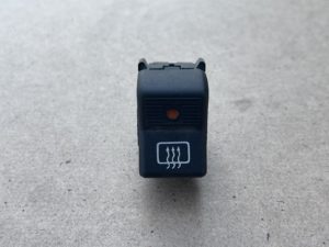 Выключатель обогрева заднего стекла ВАЗ-2103, -06, -2121, -061, 21011 (26.3710-22.22) (Автоарматура)