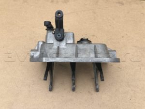 Крышка КПП 5-ст.(АДС)( для 3182 груз.)(в сборе)(255А-1702100), шт.