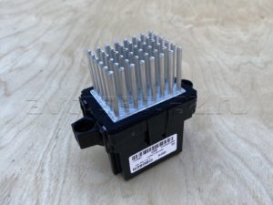 Модуль регулировки отопителя (реле скорости вращения) УАЗ PATRIOT нов. обр. "BOSCH" (F 011 500 144) (3163-00-8101092-50, шт.