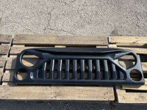 Облицовка радиатора "Хантер-Злюка" (3153-8401010)(Пром-деталь)