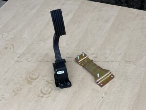 Педаль газа электронная 3163, Пикап, Профи "Е-3,4,5"(с кронштейном установки)(3163-00-1108150-01) за
