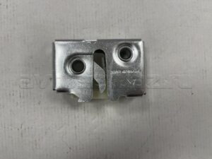 Замок двери "Газель" наруж. левый (3302-6105485-00)