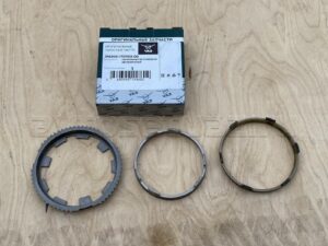 Синхронизатор трехконус.Dymos (433660 Т02590)(3163-00-1701153-00)