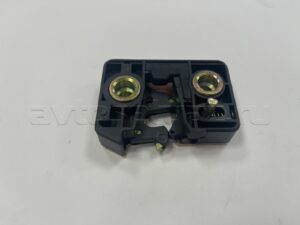 Замок двери 3160 /3302 / 31105 наруж. левый (3302--6105485-10)