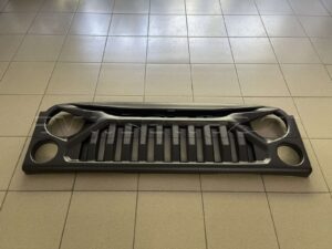 Облицовка радиатора "Хантер-Злюка"с сеткой (3153-8401010)(Пром-деталь), шт.